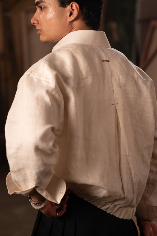 Simple Studio Shirt: 金/Jīn — Porcelain
