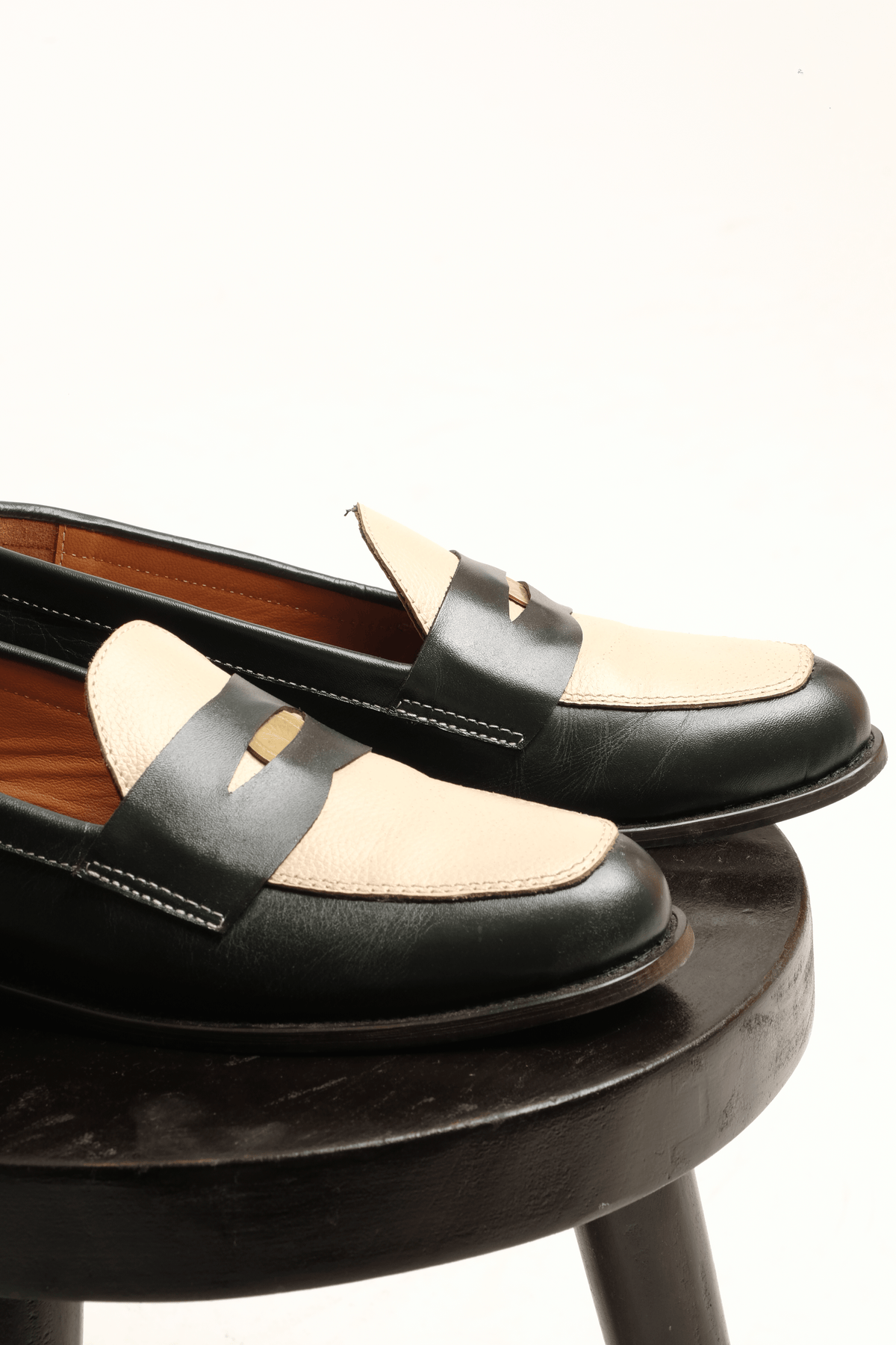 Simple Loafers: Green and Cream