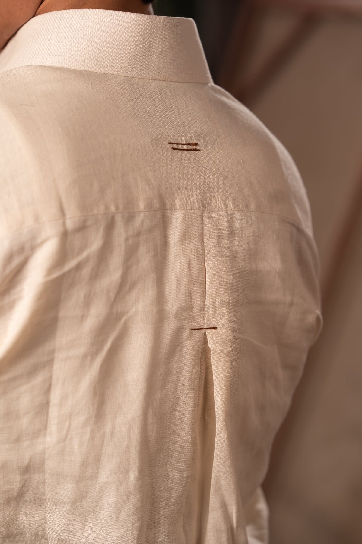 Simple Studio Shirt: 金/Jīn — Porcelain
