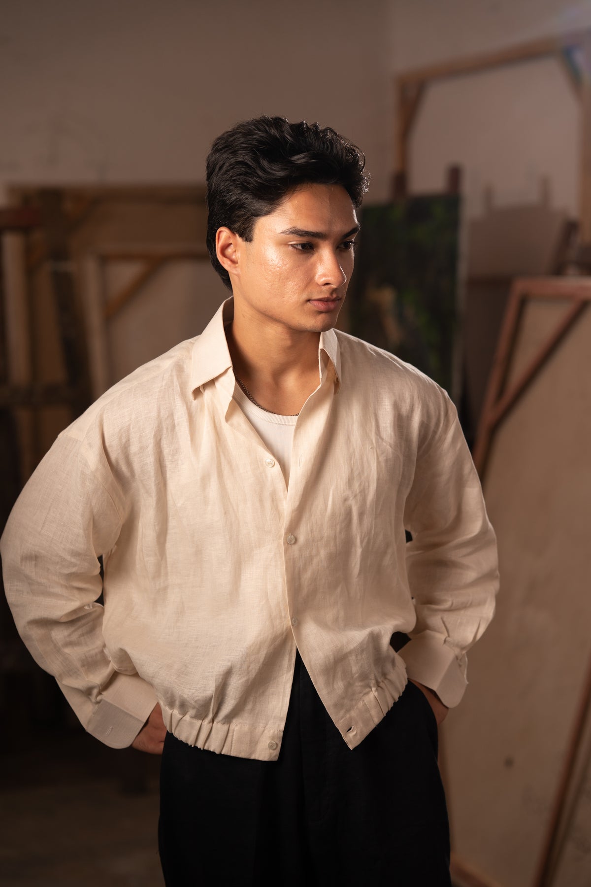 Simple Studio Shirt: 金/Jīn — Porcelain