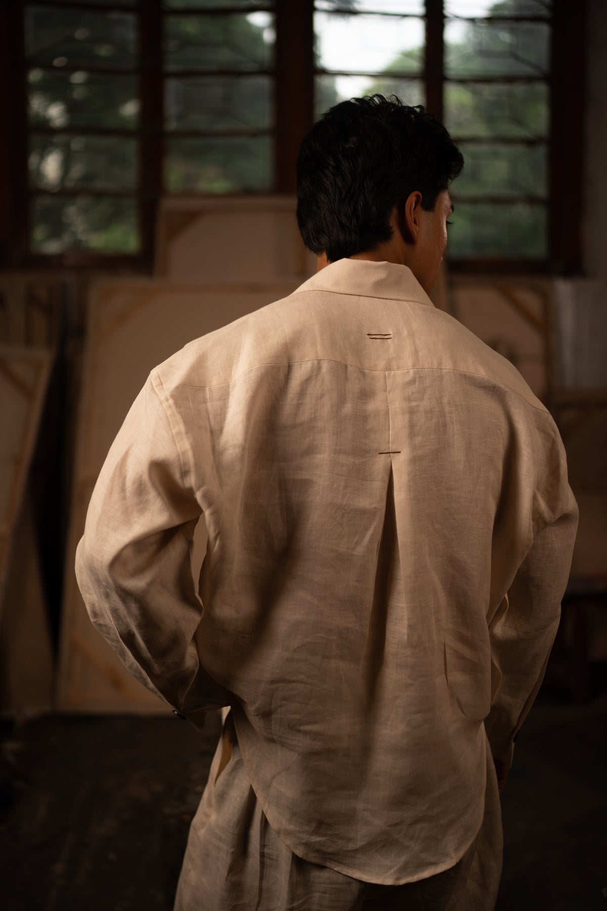 Simple Untitled Shirt: 金/Jīn — Porcelain