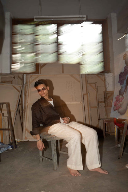 Simple Triple Pleat Trousers: 金/Jīn — Porcelain