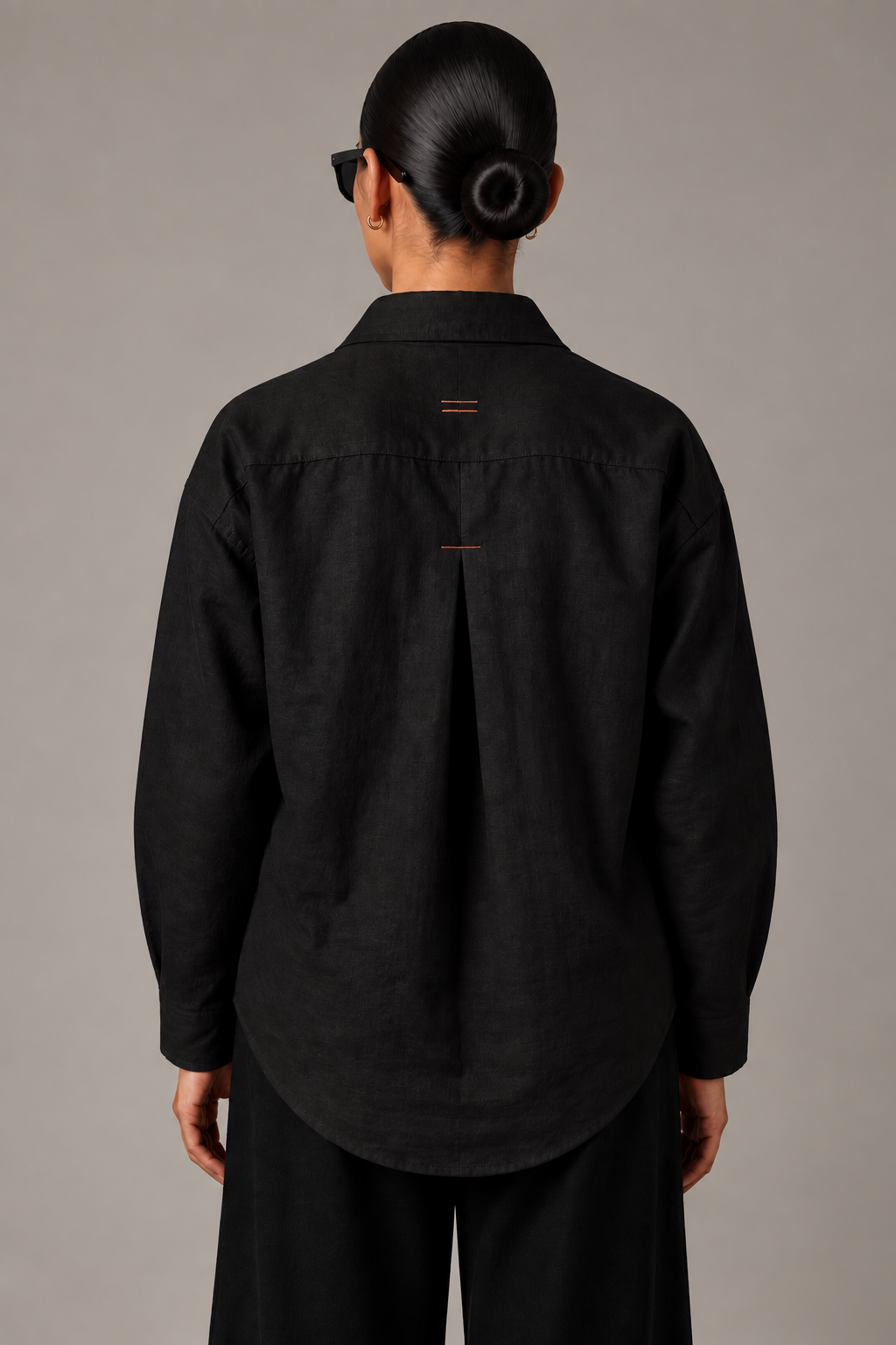 Simple Untitled Shirt: 金/Jīn — Moonless